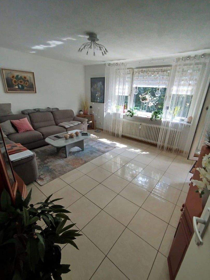 Thumbnail-Helle 3-Zimmer-Wohnung in ruhiger Lage - Huchting - WG-geeignet