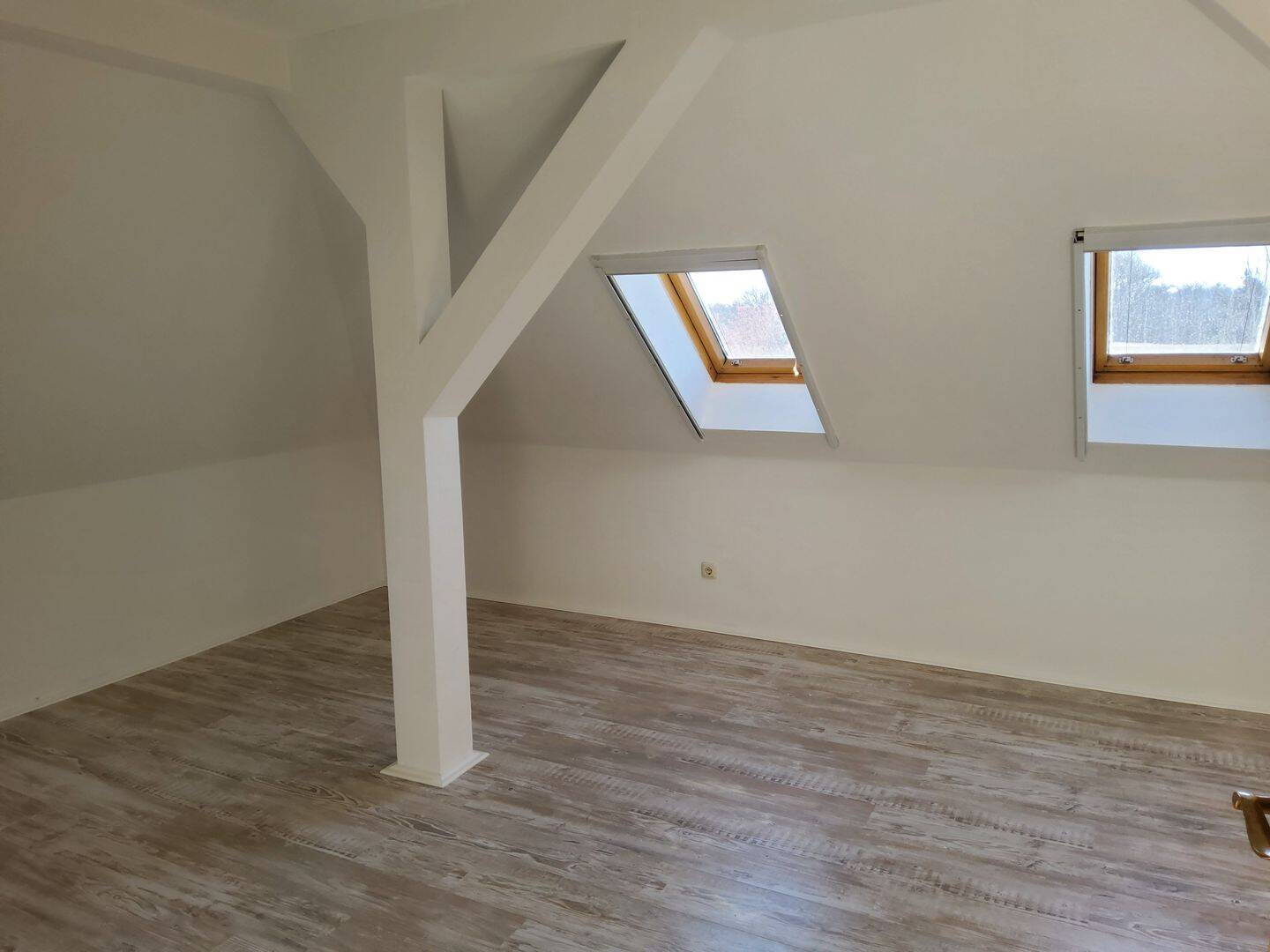 Thumbnail-Charmantes 3-Zimmer-Apartment in Senftenberg – Ideal für Singles und Paare