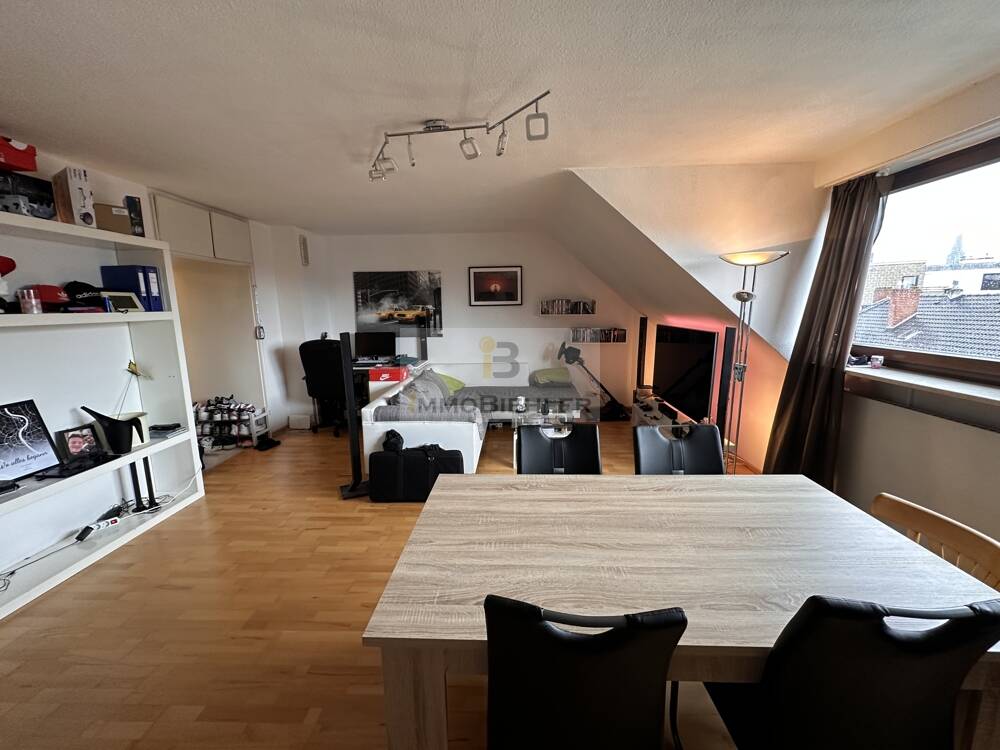 Thumbnail-Begehrtes DG im Agnesviertel - ab Neujahr frei zur Selbstnutzung!