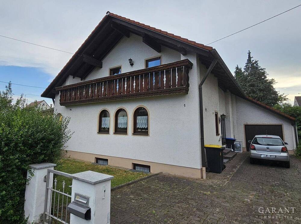 Thumbnail-Charmantes Einfamilienhaus mit großem Garten und viel Platz zum Wohlfühlen