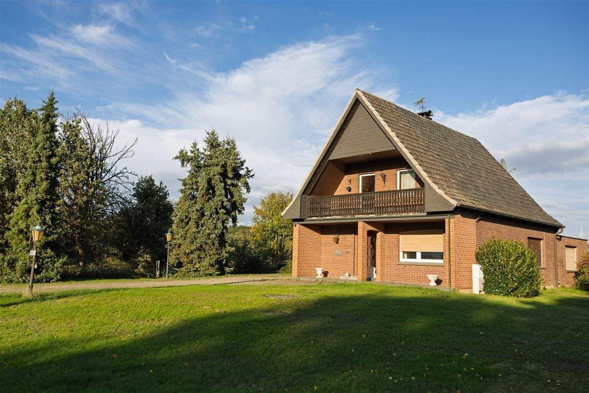 Thumbnail-freistehendes Einfamilienhaus im Außenbereich von Rees-Empel