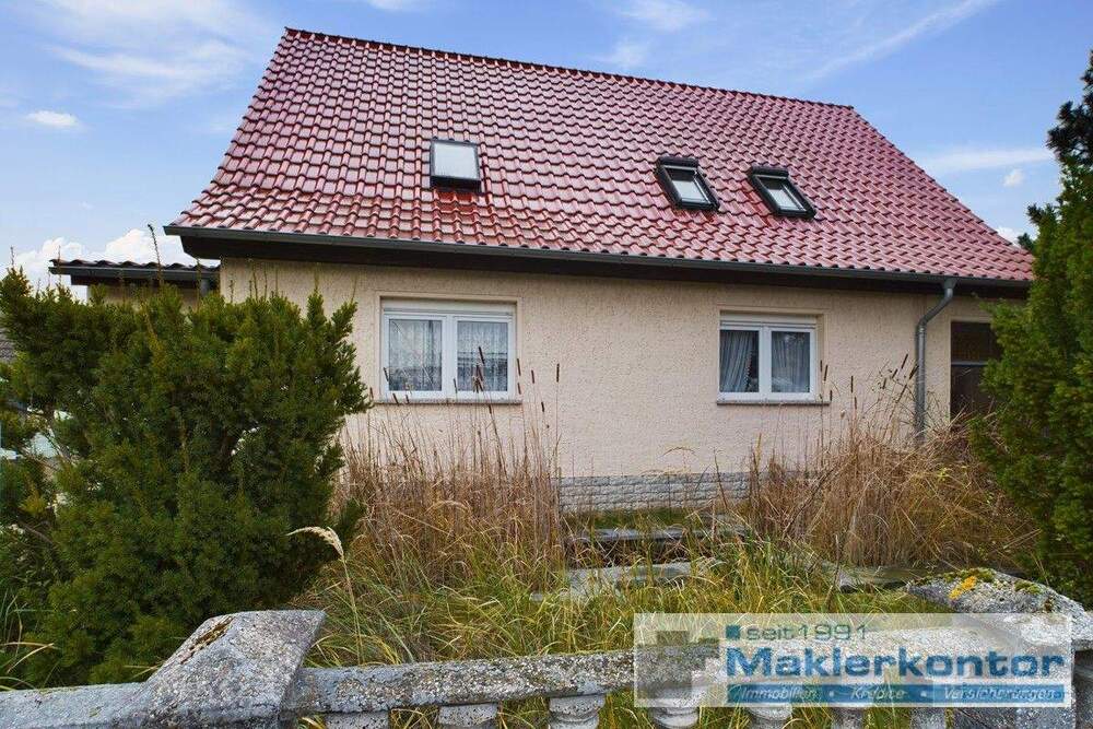 Thumbnail-Komfortables Einfamilienhaus mit Dachterrasse und Werkstatt