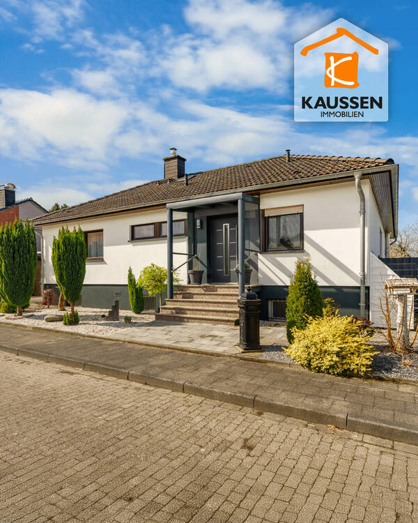 Thumbnail-Freistehender Bungalow mit Garage und Garten sowie 2 Wintergärten in guter Wohnlage von Merkstein!