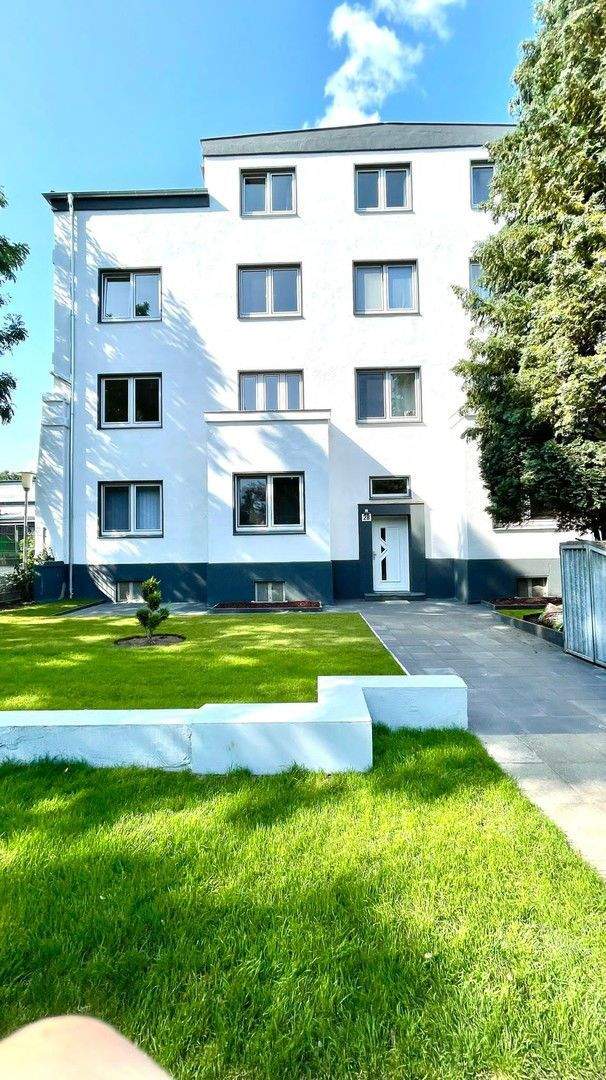 Thumbnail-Mehrfamilienhaus in ruhiger Lage - nach WEG geteilt