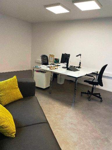 Thumbnail-Köln: Flexibler Schreibtischplatz im modernen Coworking - sofort verfügbar