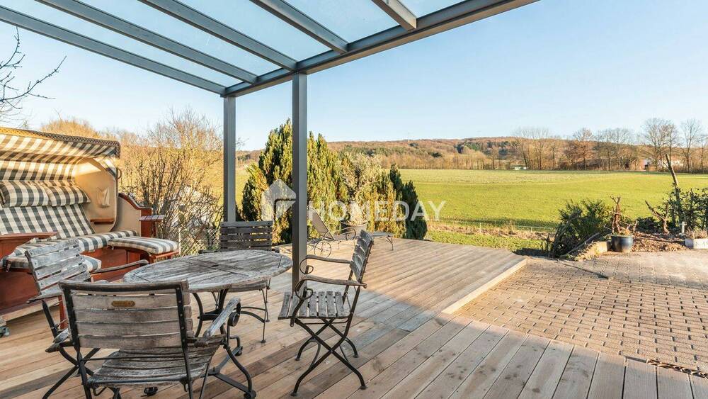 Thumbnail-Modernisiertes Dreifamilienhaus mit 358 m², 16,5 kWp PV & traumhafter Süd-Terrasse mit Fernblick