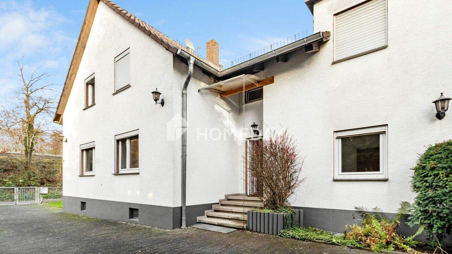 Thumbnail-Teilvermietetes MFH mit 4 Wohneinheiten und Erbbaurecht in gepflegter Lage von Frankfurt