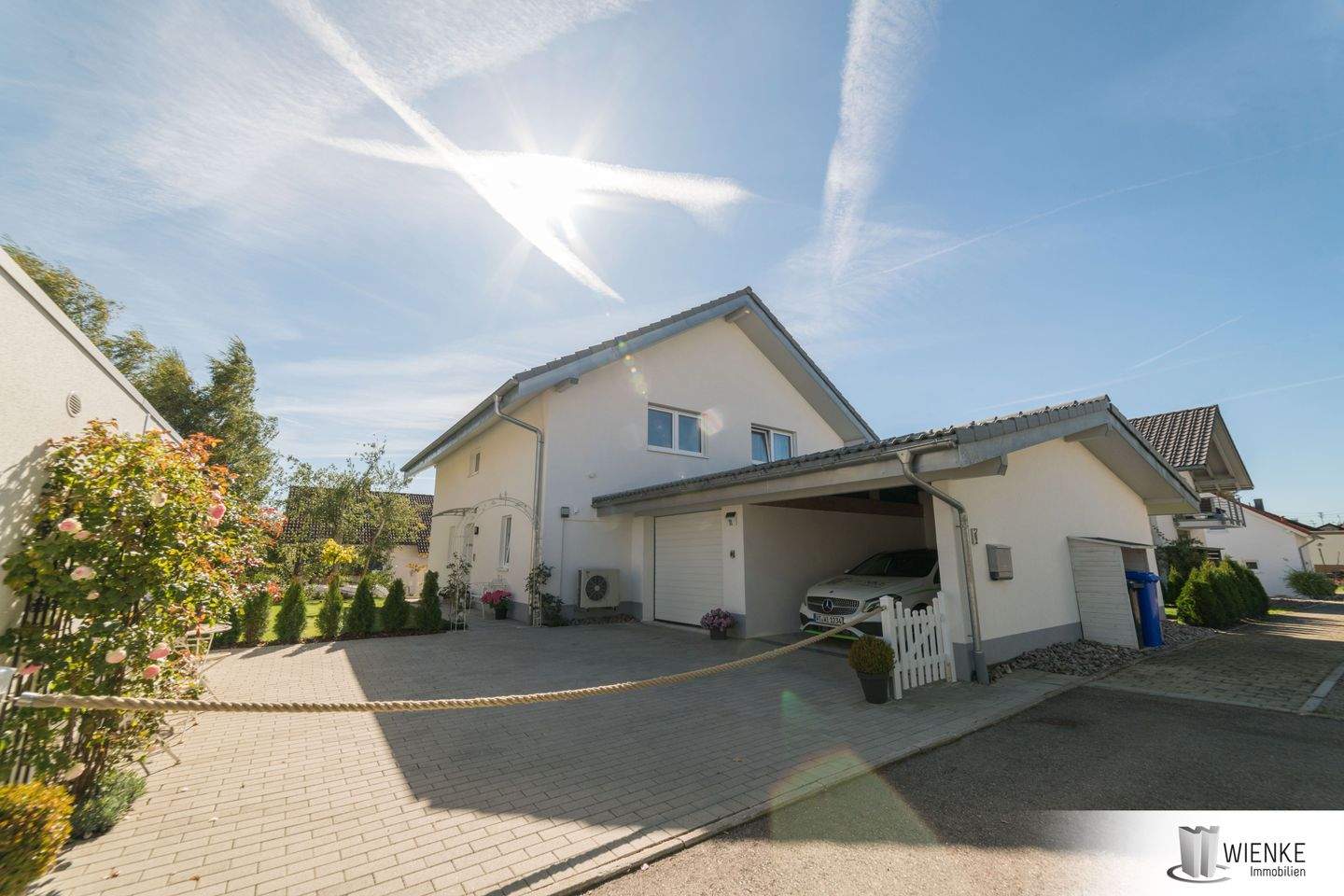 Thumbnail-WOW! Weilheim-Remetschwiel, Einfamilienhaus mit Garage, Carport, Luft-Wärme Pumpe, Einbauküche, Kaminofen, Garten…