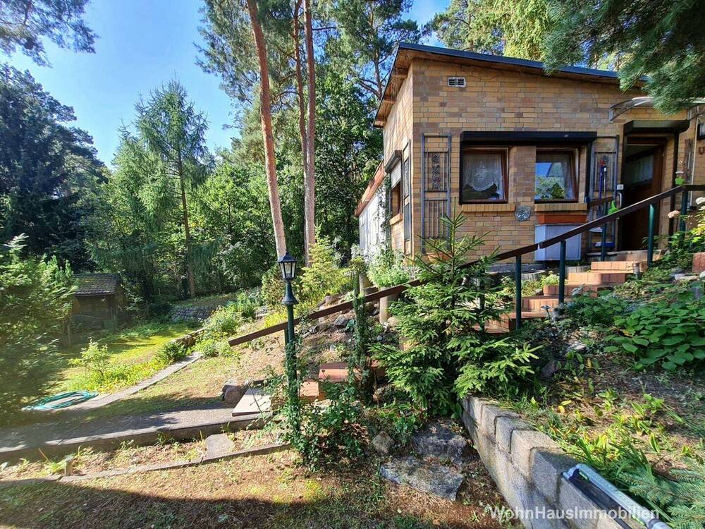 Thumbnail-Grundstück mit Kleinhaus in idyllischer Lage: 200 m zum See