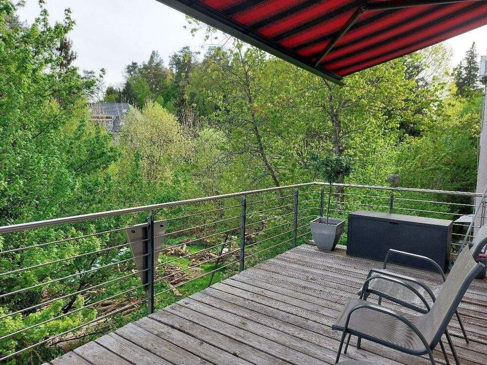 Thumbnail-Kernsaniert + renoviert! TOP Wohnhaus mit Balkon, Terrasse, Garten und Garage (bei DG Ausbau + ca.40 m² Wfl) in Rodalben - Waldrandlage