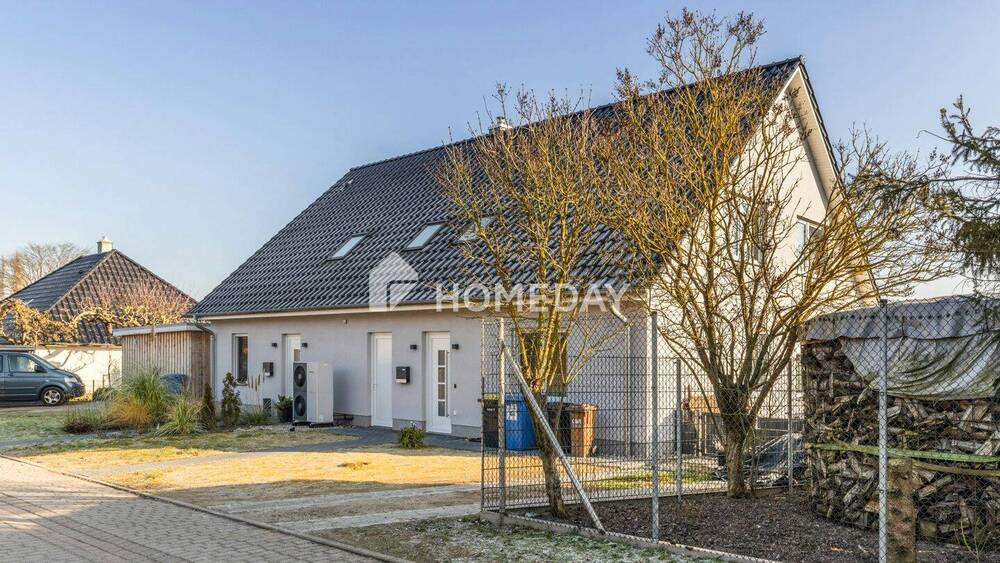 Thumbnail-Junges Mehrfamilienhaus mit moderner Energieklasse A