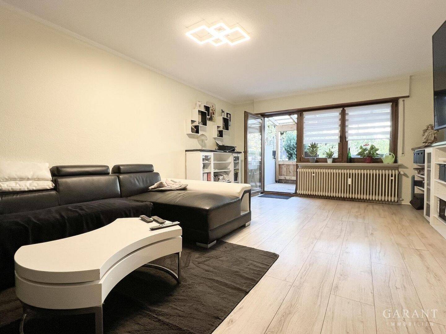 Thumbnail-*** Begehrtes Zweifamilienhaus in Oftersheim - Ihr neues Zuhause erwartet Sie! ***