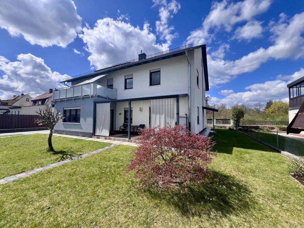 Thumbnail-Einfamilienhaus mit Einliegerwohnung in ruhiger Lage von Roth