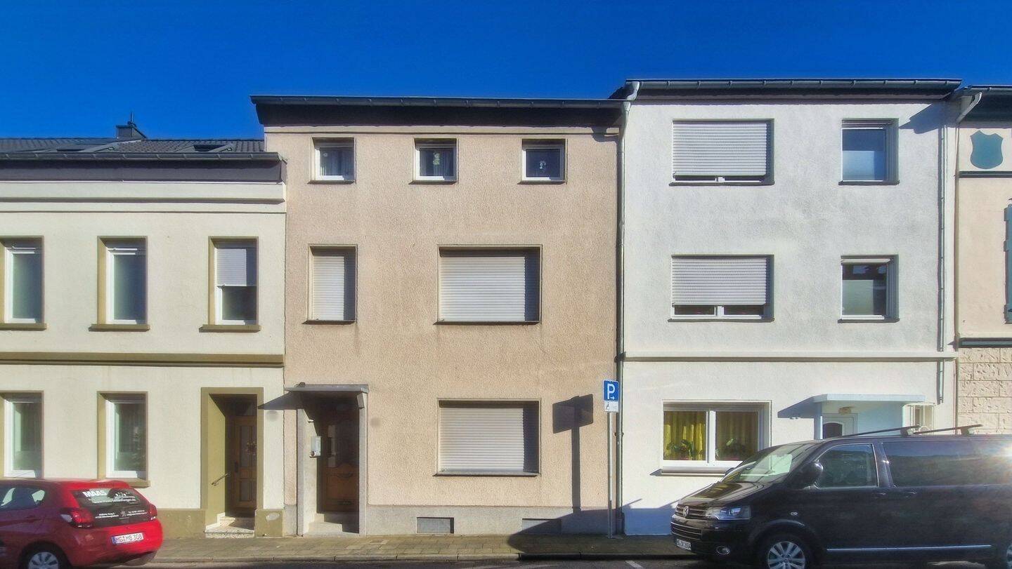 Thumbnail-*** Raumwunder in Odenkirchen: Vielseitiges Familiendomizil mit großem Garten und viel Potenzial ***