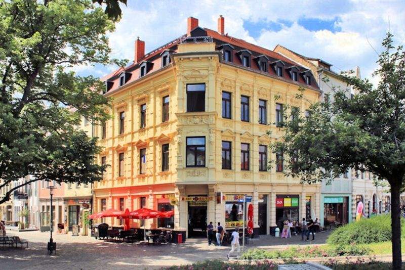 Thumbnail-Charmante 2-Raum-Dachgeschosswohnung mit sonniger Dachterrasse – direkt am Merseburger Markt!