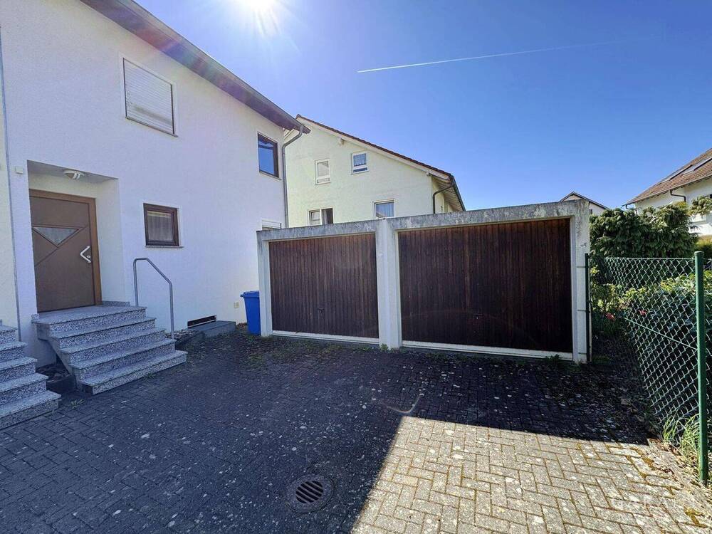 Thumbnail-Herzlich Willkommen zu Hause - Charmante Doppelhaushälfte in Lauffen am Nackar!