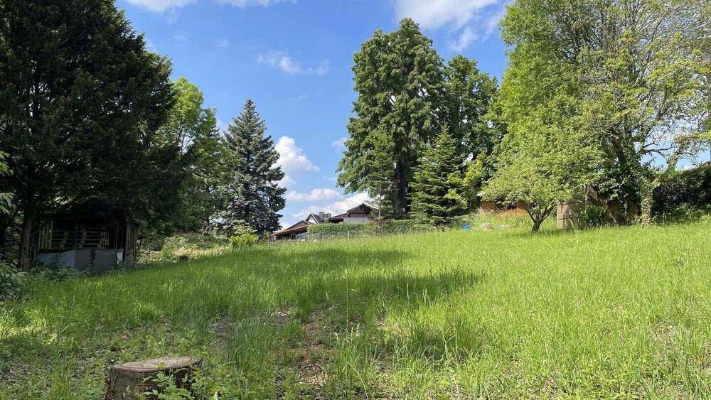 Thumbnail-Baugrundstück in Hänichen