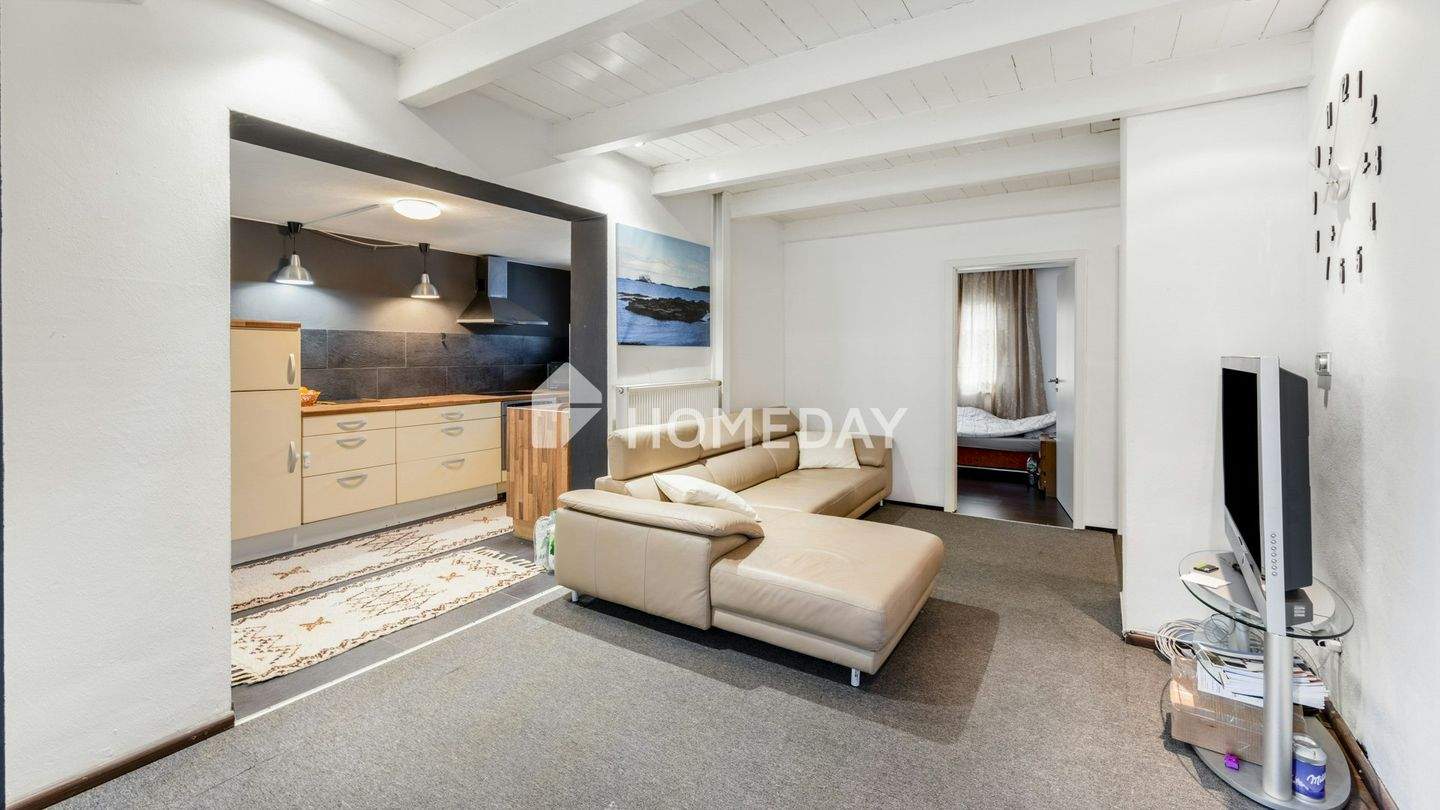 Thumbnail-Charmantes Einfamilienhaus mit großem Potenzial - Perfekt für die ganze Familie