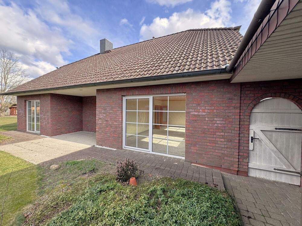 Thumbnail-Du sollst Deine Träume begießen - Ihr Einfamilienhaus mit 80m² Ausbaureserve