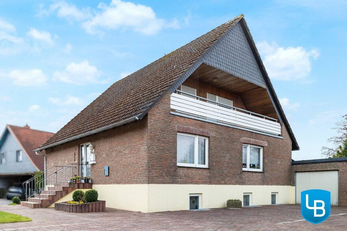 Hausansicht mit Loggia