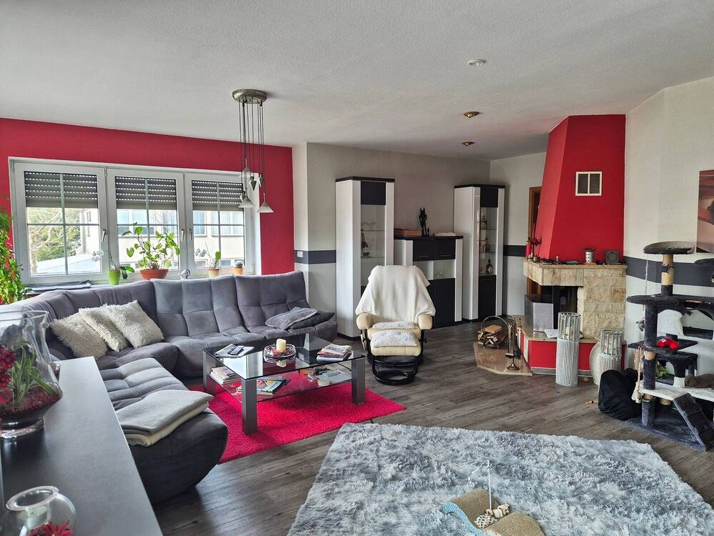 Thumbnail-Einfamilienhaus mit Büro, Werkstatt und Lagerhalle