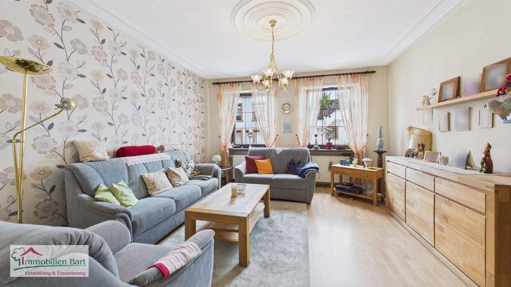 Thumbnail-PERL: GEPFLEGTES WOHNHAUS 4 SCHLAFZIMMER 2 BÄDER GARTEN UND GARAGE