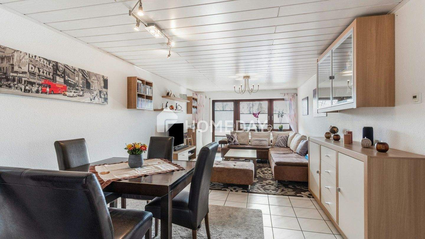 Thumbnail-Drei-Zimmer-Wohnung mit Loggia, Garage und Gartenblick in ruhiger Lage von Abstatt