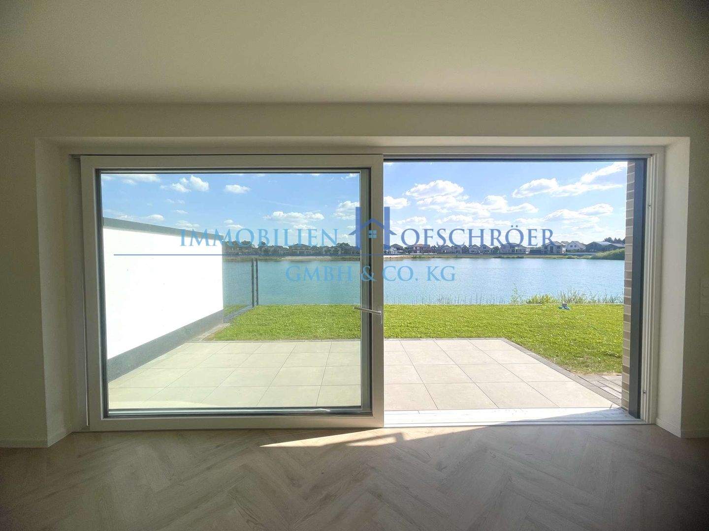 Thumbnail-Urlaubsfeeling - und das jeden Tag...! Bezugsfertige Doppelhaushälfte direkt am See in Herzlake!