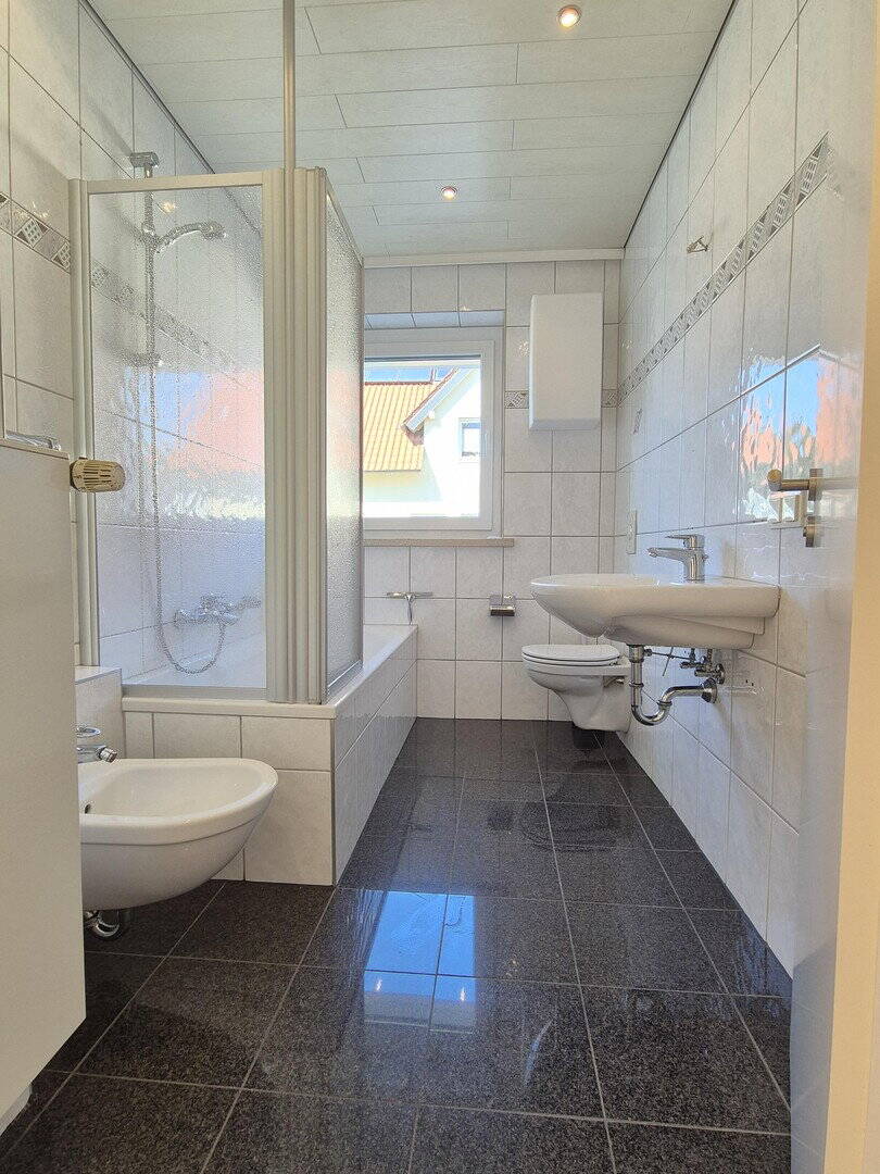 Thumbnail-3-Zimmer Wohnung mit Balkon und Einbauküche