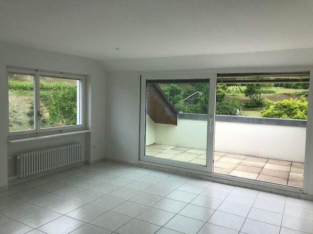 Thumbnail-Gemütliche 2-Zimmer-SINGLE-Dachgeschoss-Wohnung mit Loggia