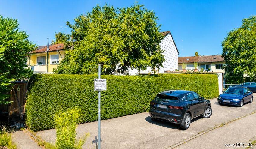 Thumbnail-Reihenmittelhaus mit Garten, Garage und Stellplätzen in ruhiger Wohnlage von Neuried