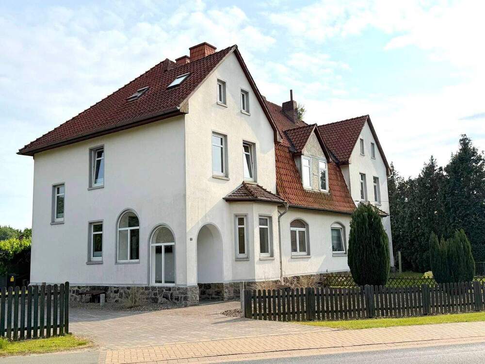 Thumbnail-Rehburg-Loccum 3 Familienhaus + Bauplatz zu verkaufen