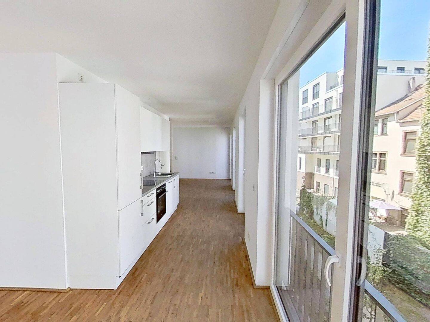 Thumbnail-Genießen Sie den Sommer auf Ihrem Balkon in Ihrer 2-Zimmer-Neubauwohnung!