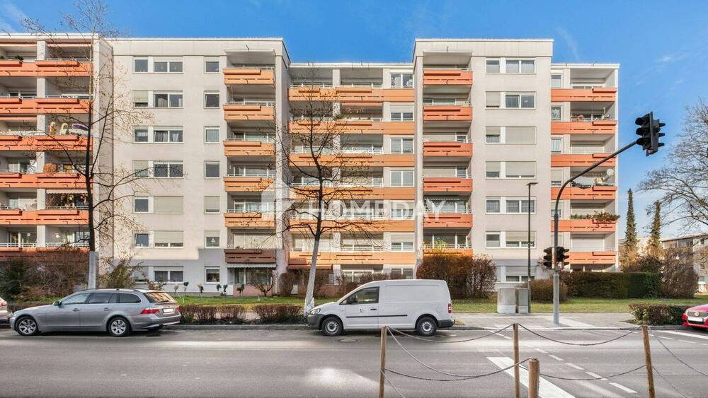 Thumbnail-Erdgeschosswohnung mit durchdachter Raumaufteilung, Balkon und Gartenanteil