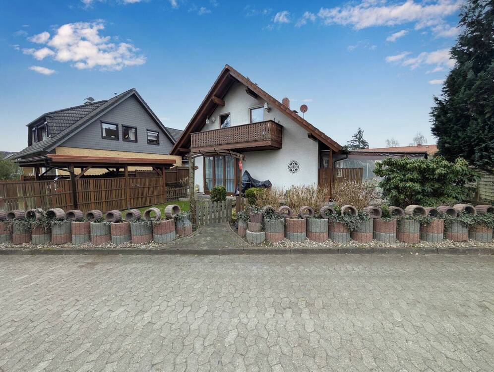 Thumbnail-Gepflegtes Fertighaus mit Garten, Terrasse und Doppelcarport! (MA-1020-211)