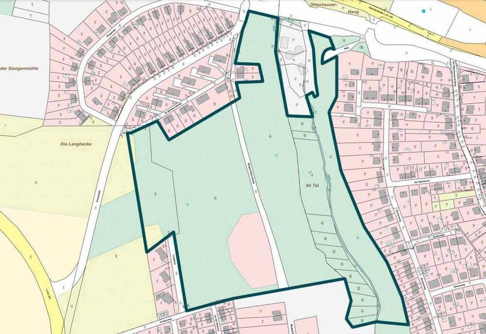 Thumbnail-Weitläufiges Grundstücksareal mit Bauerwartungsland in Saarbrücken-Gersweiler