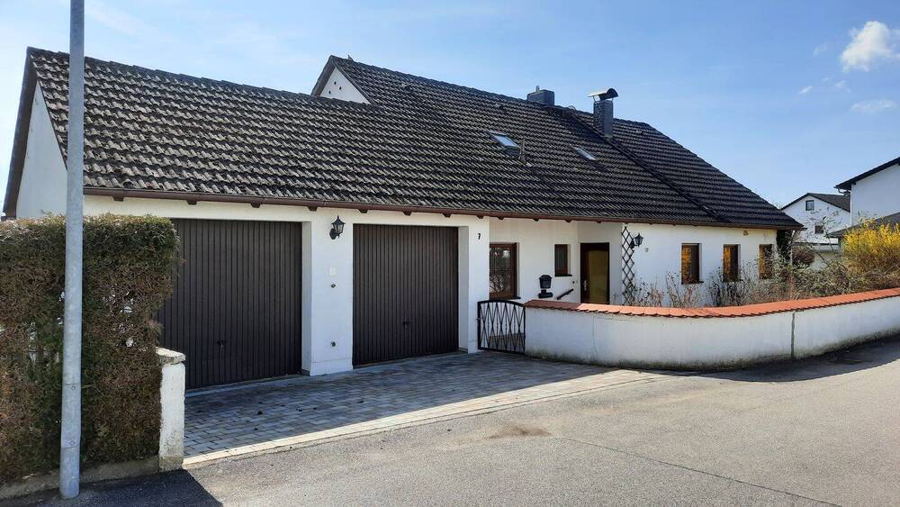 Thumbnail-Einfamilienhaus mit viel Potential und weitläufigem Grundstück in Töging am Inn
