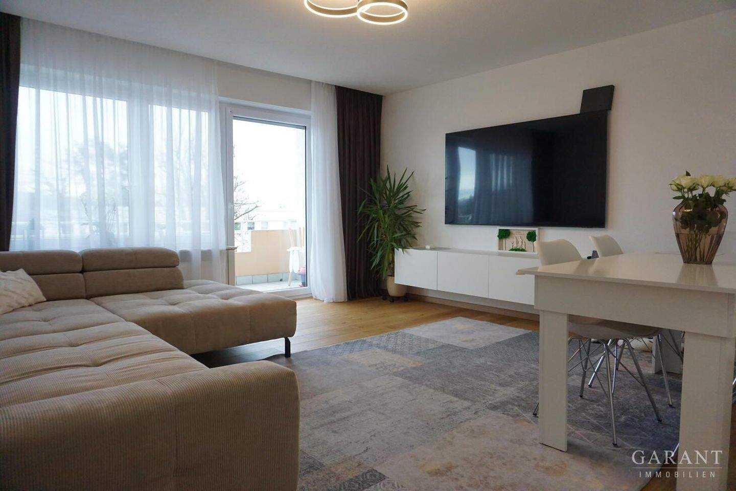 Thumbnail-Hochwertig renovierte Wohnung in Herrenberg - Einziehen und Wohlfühlen!