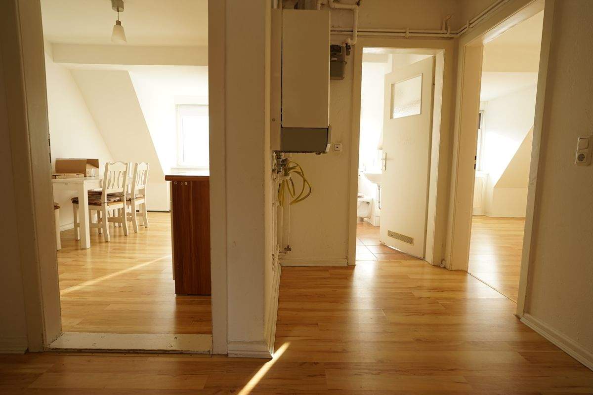 Thumbnail-Gemütliche Dachwohnung in der Südstadt sucht neue Bewohner