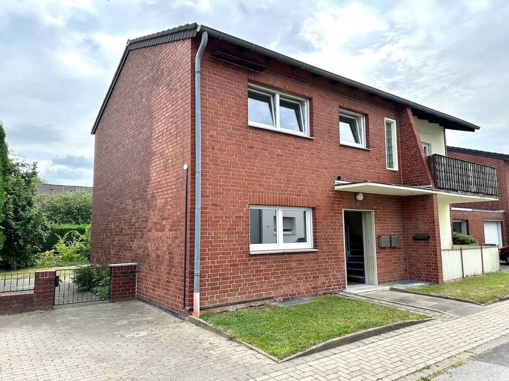 Thumbnail-Modernisiertes Zweifamilienhaus mit vielen Nutzungsmöglichkeiten