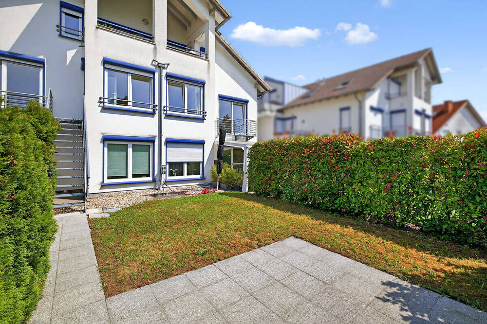 Thumbnail-Hier bleiben keine Wünsche offen! Helle 4,5- Zimmer-Wohnung in Berghausen