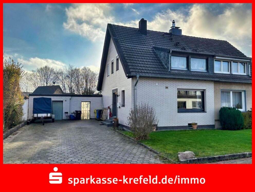 Thumbnail-Doppelhaushälfte mit Garage