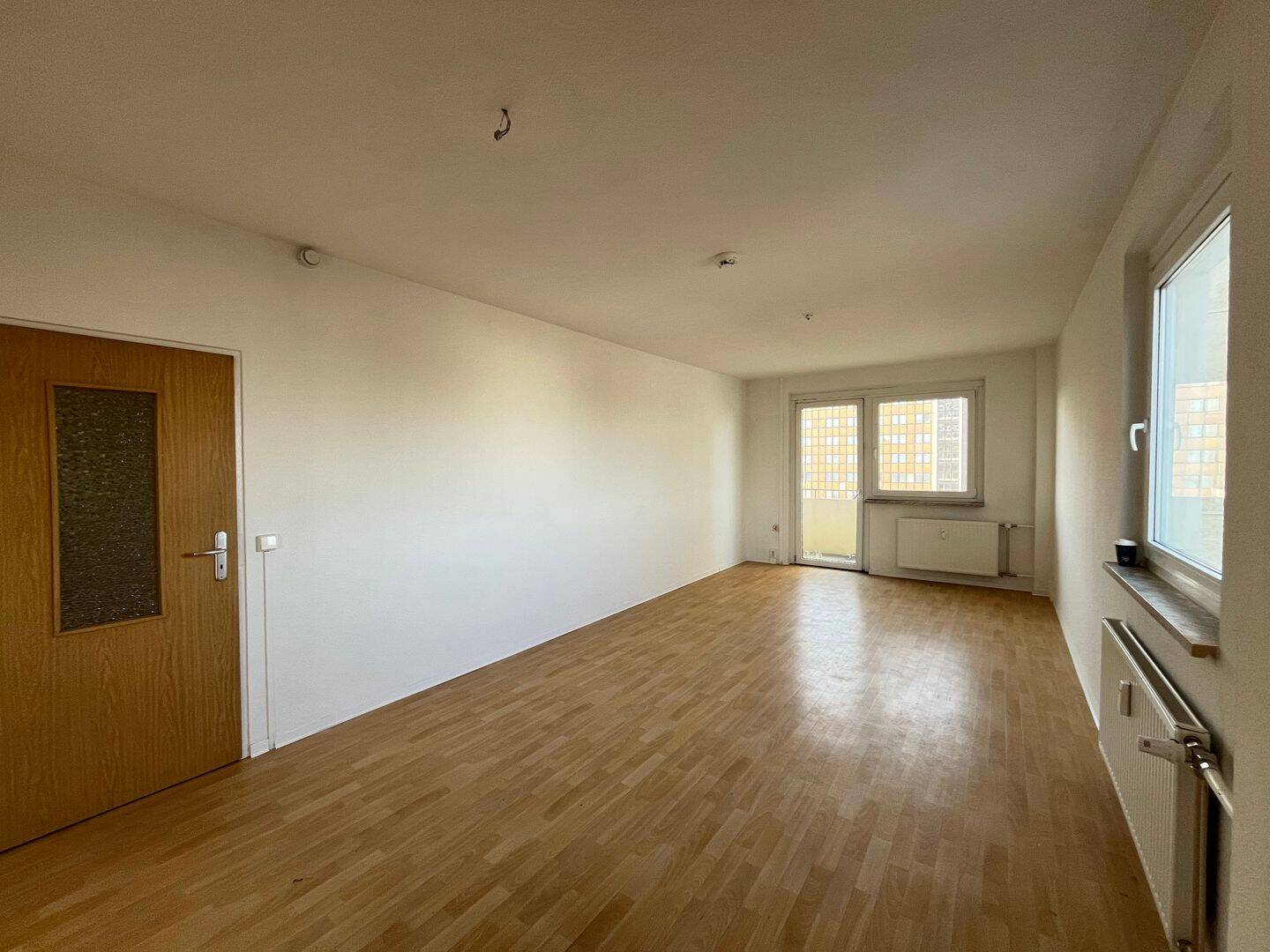 Thumbnail-Großzügige 4 RW mit Balkon I EBK auf Wunsch