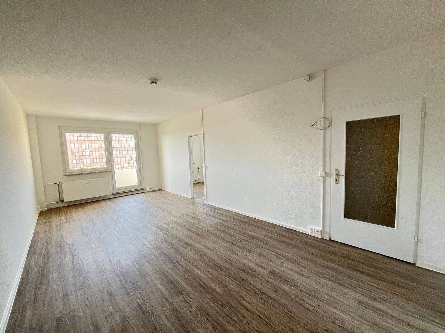 Thumbnail-3 Raum Wohnung im 6 OG mit Balkon