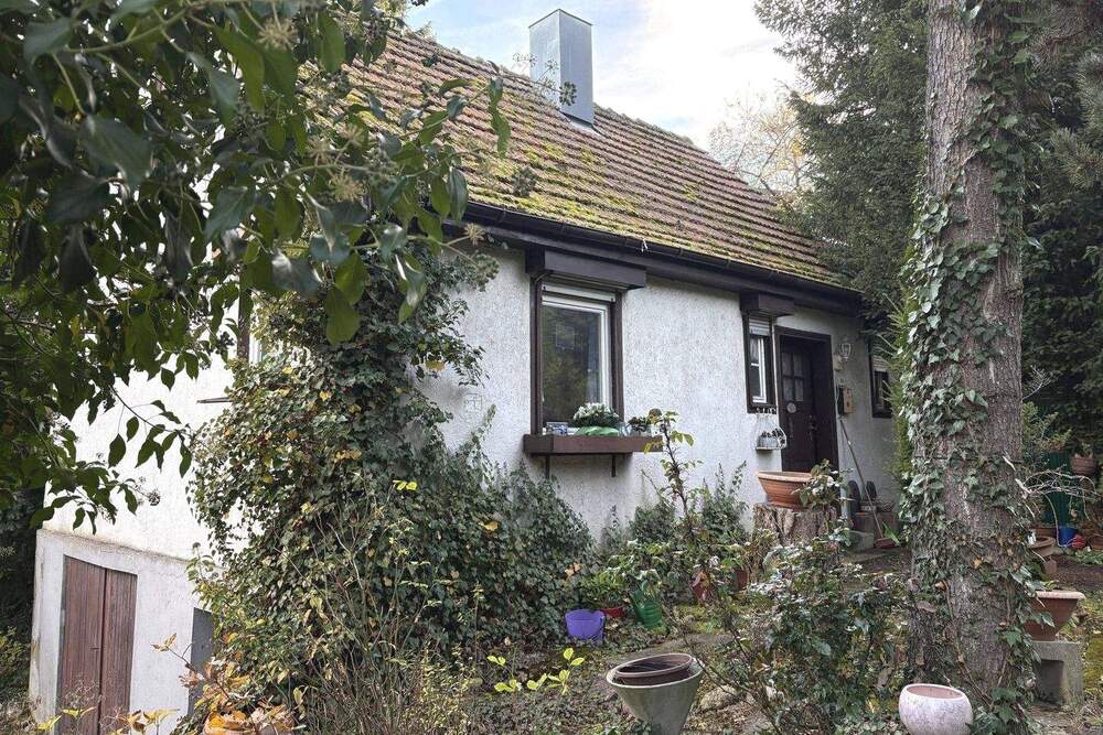 Thumbnail-Attraktives Grundstück mit EFH zur Neubebauung