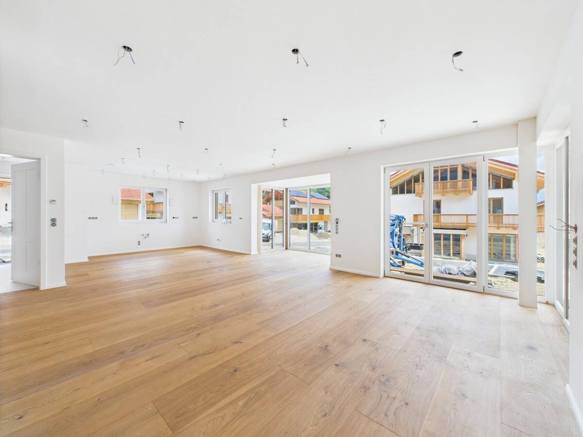 Thumbnail-Exklusive Landhaus-Gartenwohnung mit Hobbyraum in Schliersee-Neuhaus mit Bergpanoramablick