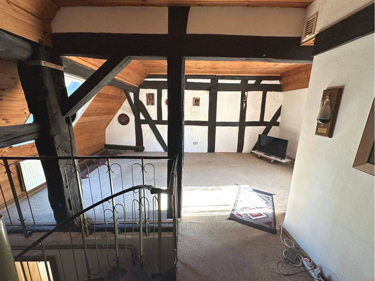 Thumbnail-Von IPC: Bauernhaus in Berzhahn, ideal für zwei Generationen