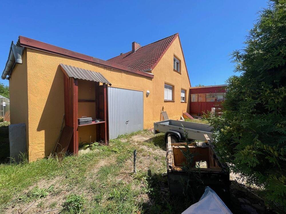 Thumbnail-Vier Zimmer und viele Möglichkeiten-Doppelhaushälfte mit Terrasse