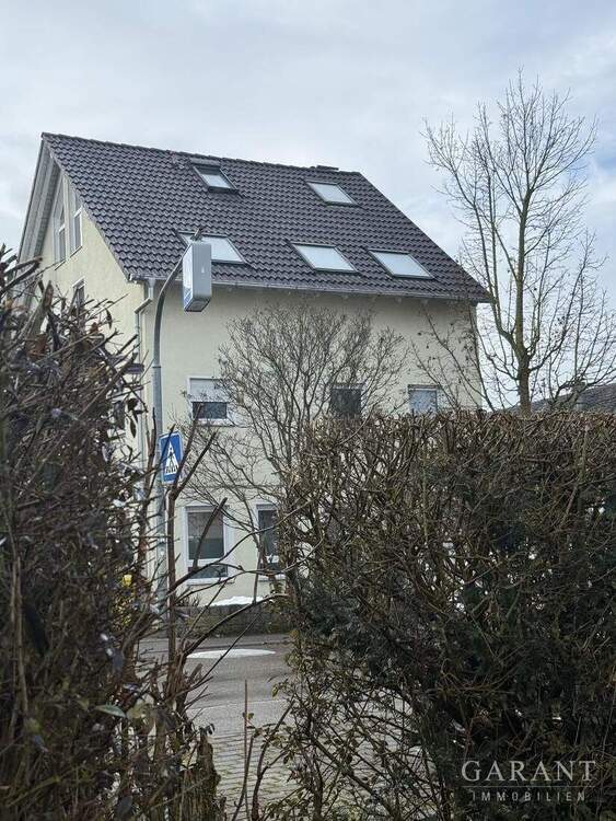 Thumbnail-Großzügige Doppelhaushälfte mit 