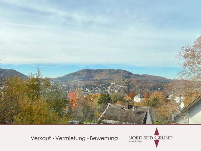 Thumbnail-Einmalige Fernsicht! Architektonisch anspruchsvolle 3-Zimmer-Wohnung. Lift. Tiefgarage.